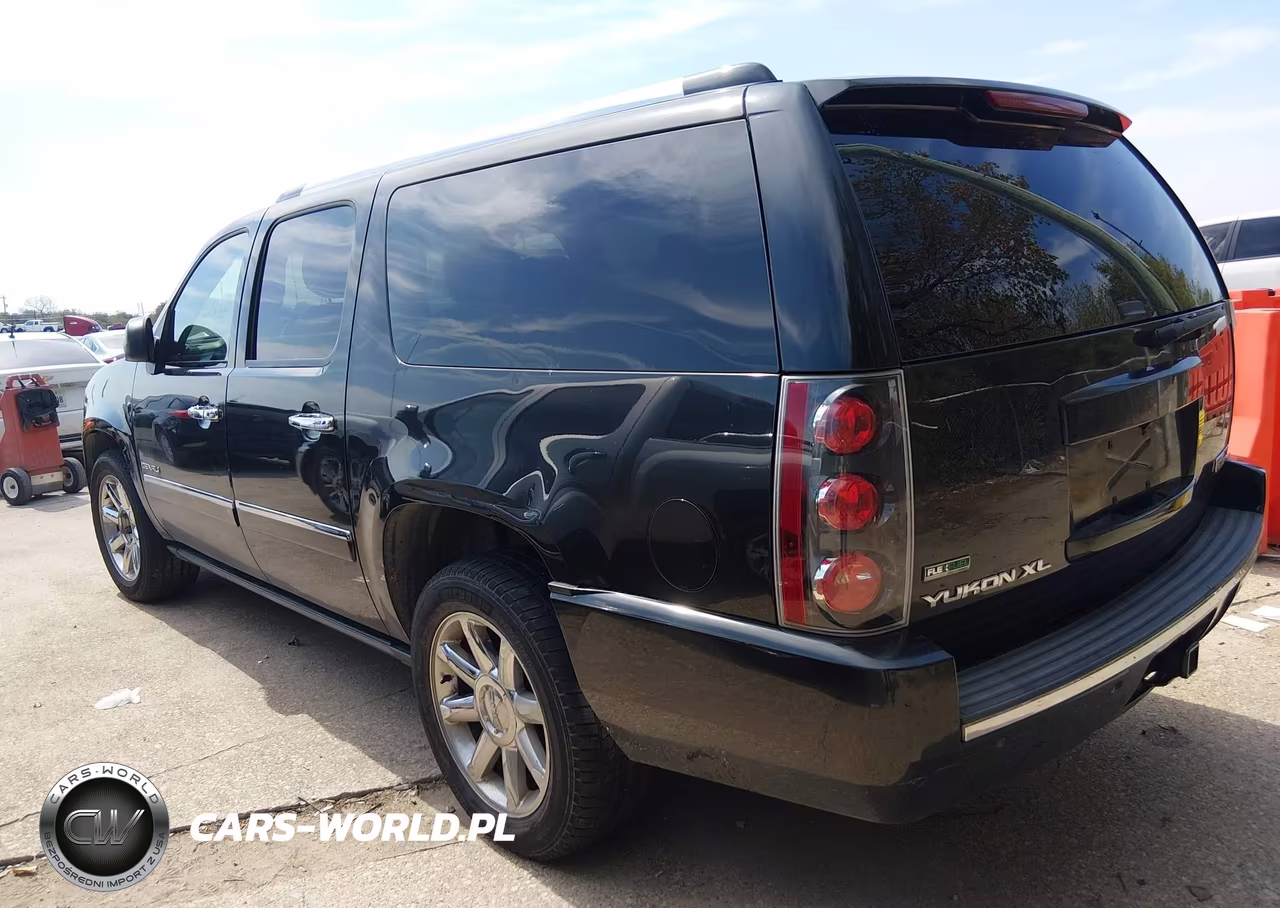 2012 GMC Yukon Xl 1500 Denali VIN:1GKS2MEF7CR210493 - 3