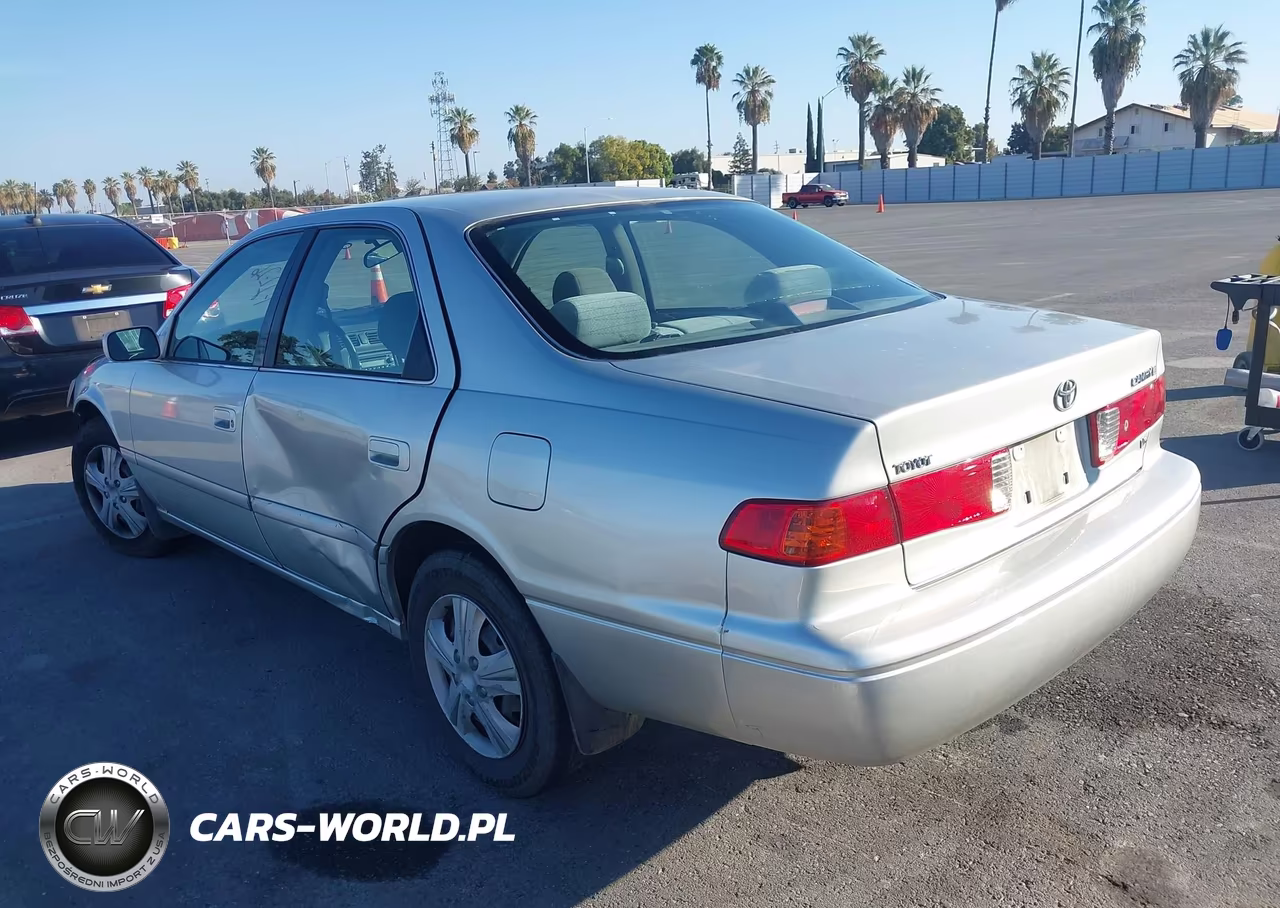 2001 Toyota Camry Le V6 VIN:JT2BF22K710303966 - 3