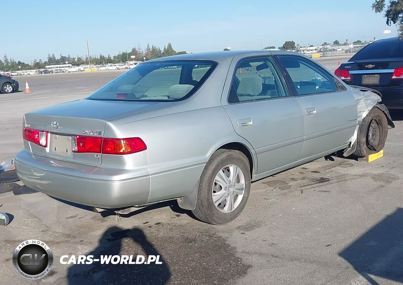 2001 Toyota Camry Le V6 VIN:JT2BF22K710303966 - 4