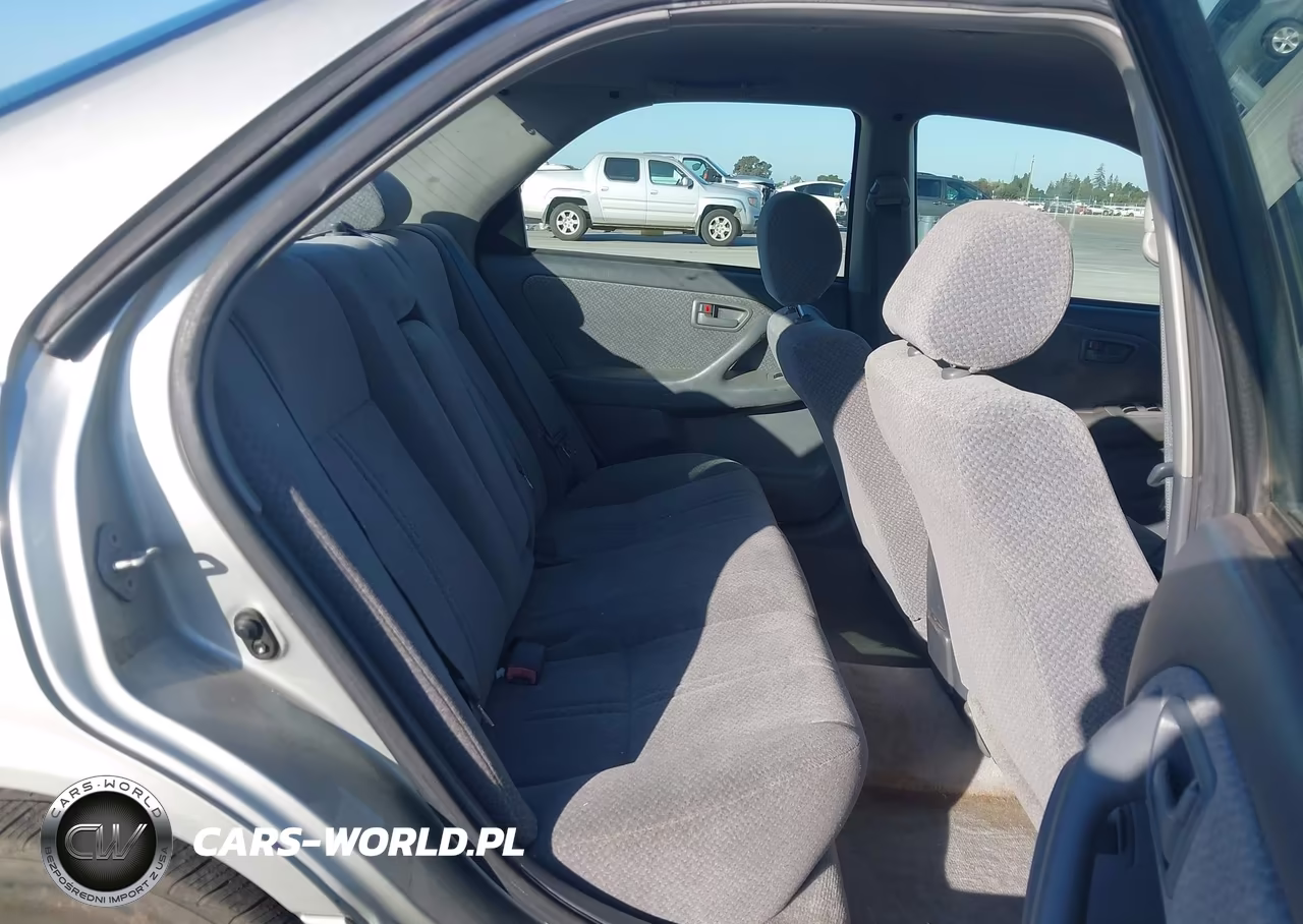 2001 Toyota Camry Le V6 VIN:JT2BF22K710303966 - 8