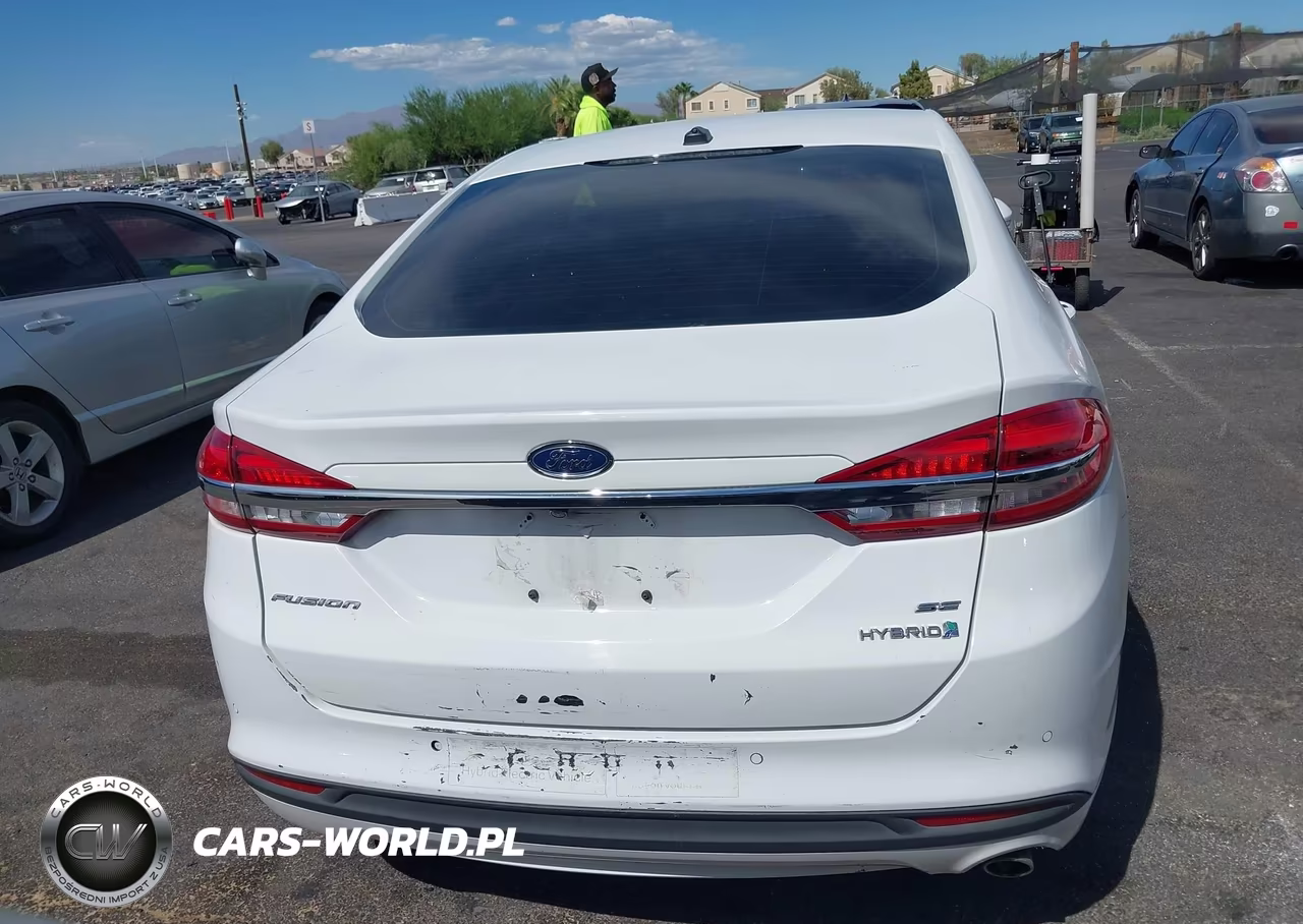2018 Ford Fusion Hybrid Se VIN:3FA6P0LU7JR118669 - 15