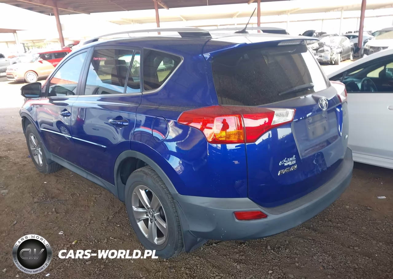 2015 Toyota Rav4 Xle VIN:2T3WFREVXFW226763 - 3