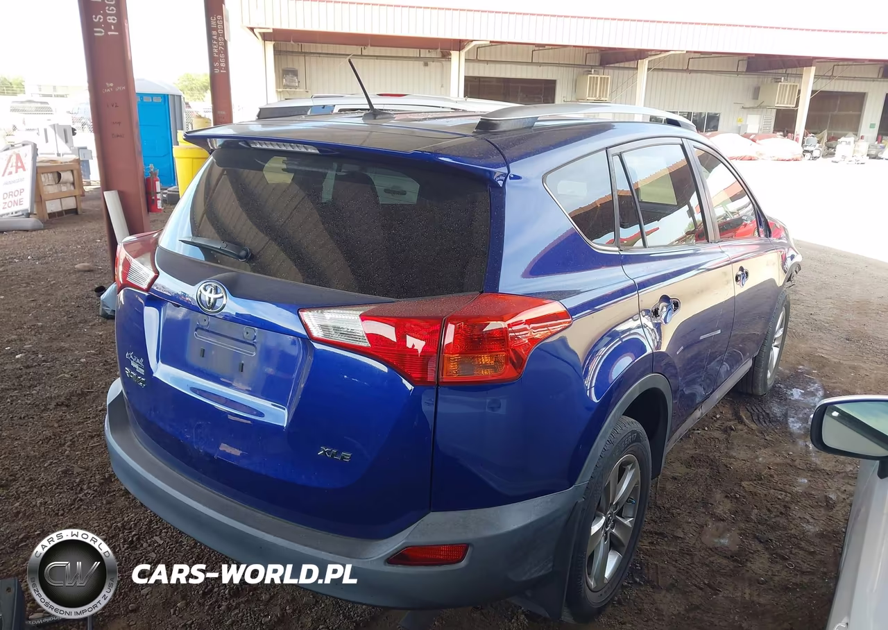 2015 Toyota Rav4 Xle VIN:2T3WFREVXFW226763 - 4