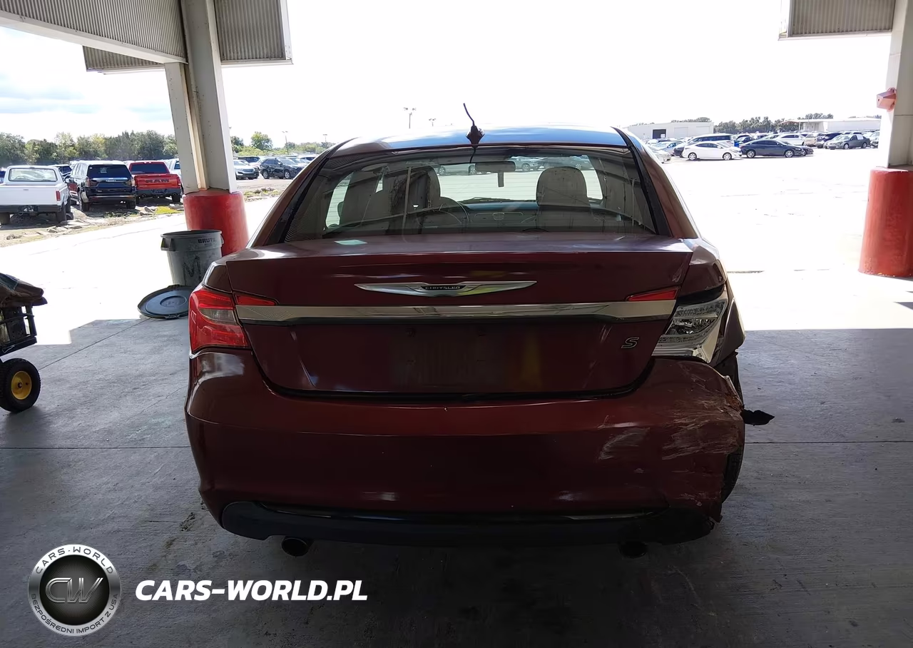 2014 Chrysler 200 Touring VIN:1C3CCBBGXEN186784 - 16