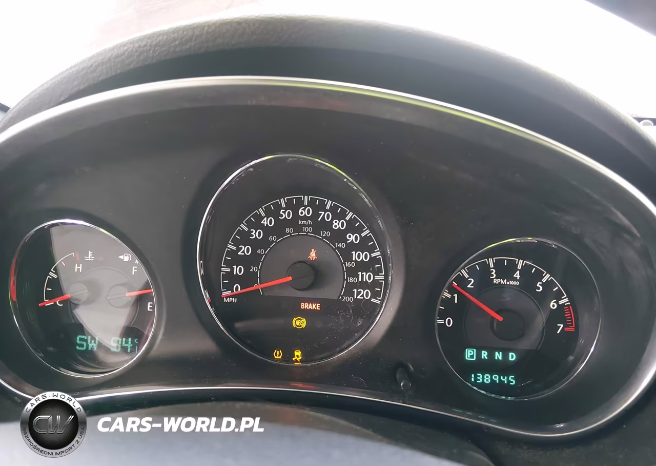 2014 Chrysler 200 Touring VIN:1C3CCBBGXEN186784 - 7