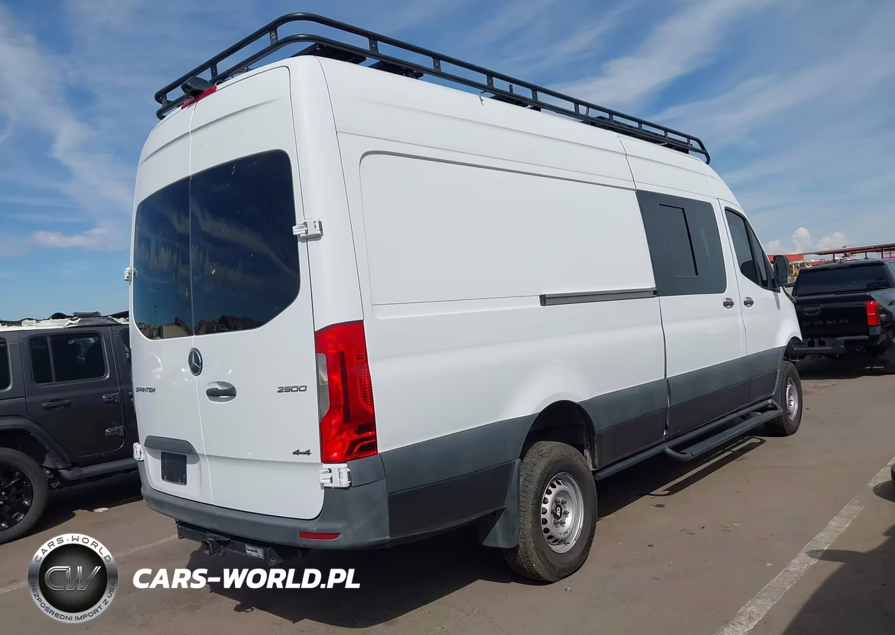 2019 Mercedes-Benz Sprinter 2500 High Roof V6 VIN:WD4FF1CD5KP187118 - 4