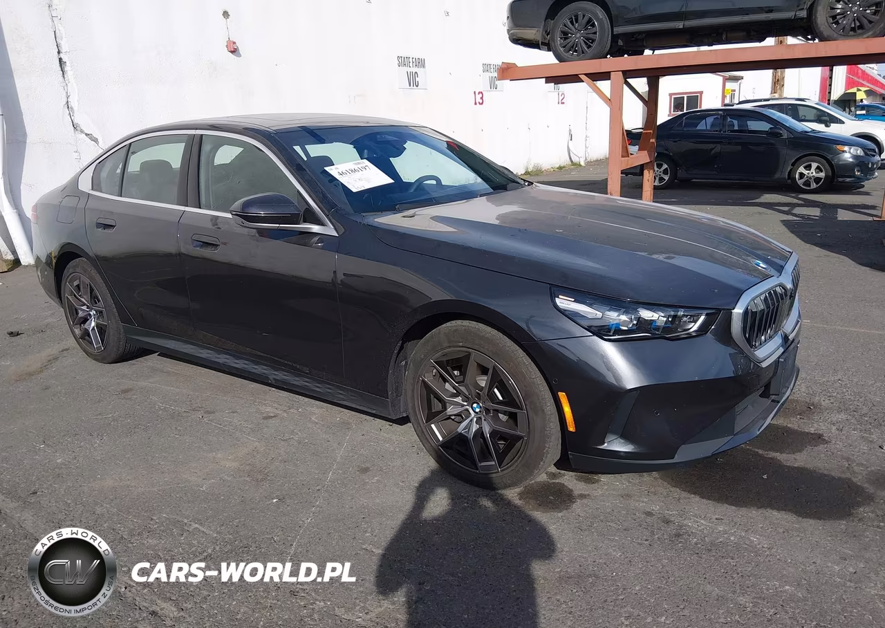 2027 BMW 530I