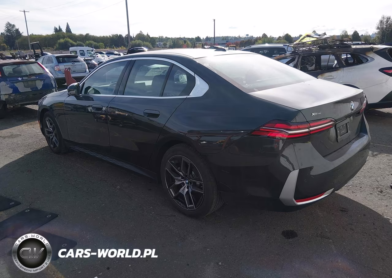 2027 BMW 530I VIN:WBA53FJ03VCY36807 - 3