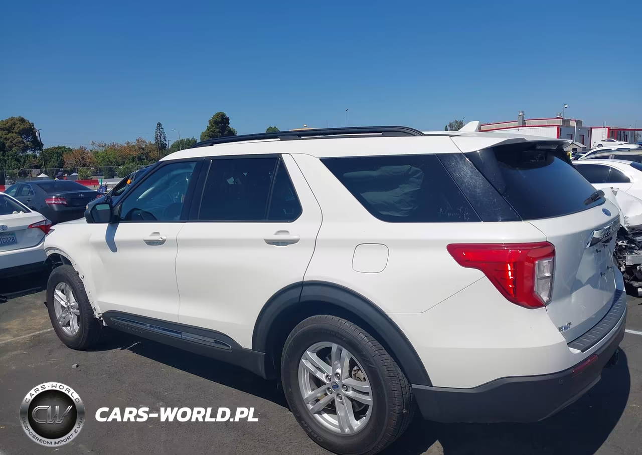 2021 Ford Explorer Xlt VIN:1FMSK7DH9MGA95839 - 14