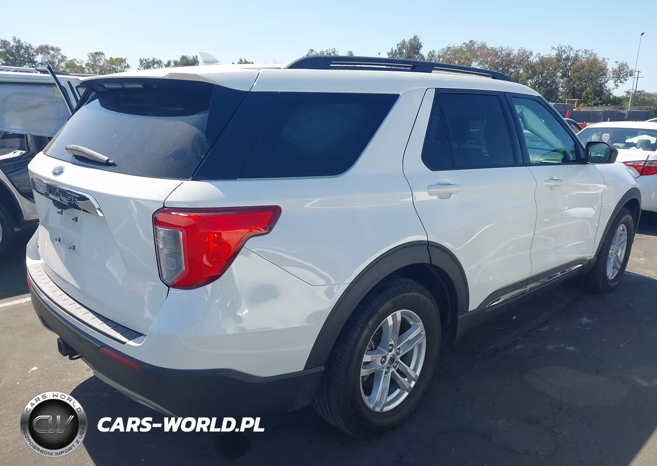 2021 Ford Explorer Xlt VIN:1FMSK7DH9MGA95839 - 4