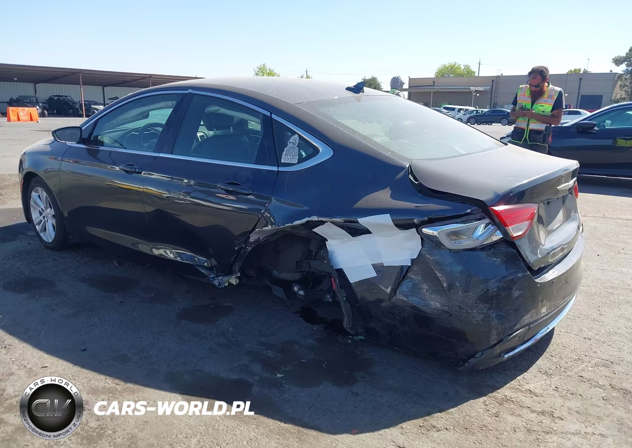 2016 Chrysler 200 Limited Platinum VIN:1C3CCCAB2GN176118 - 3