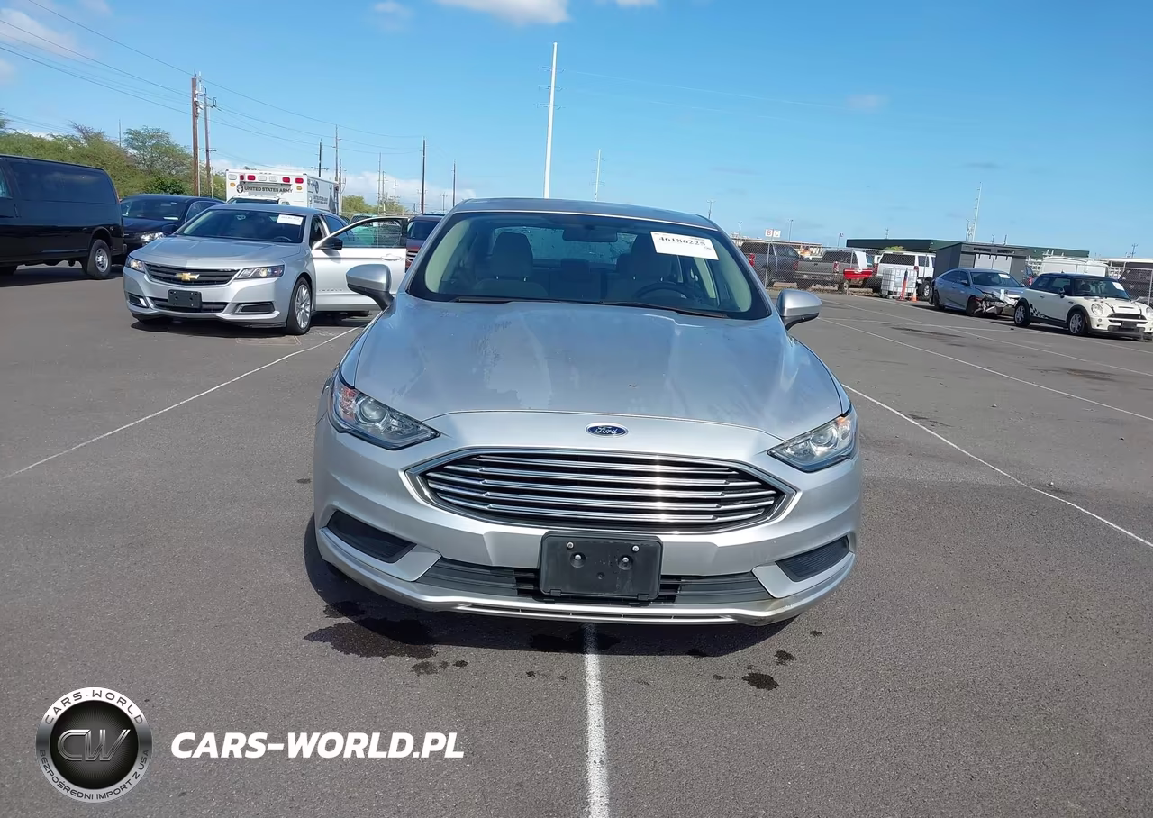2018 Ford Fusion Hybrid S VIN:3FA6P0UUXJR254650 - 14