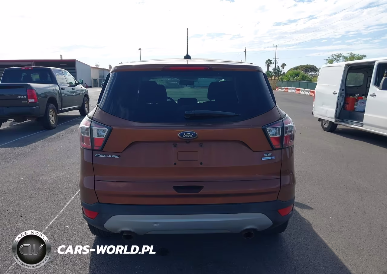 2017 Ford Escape Se VIN:1FMCU9GD9HUB08762 - 18