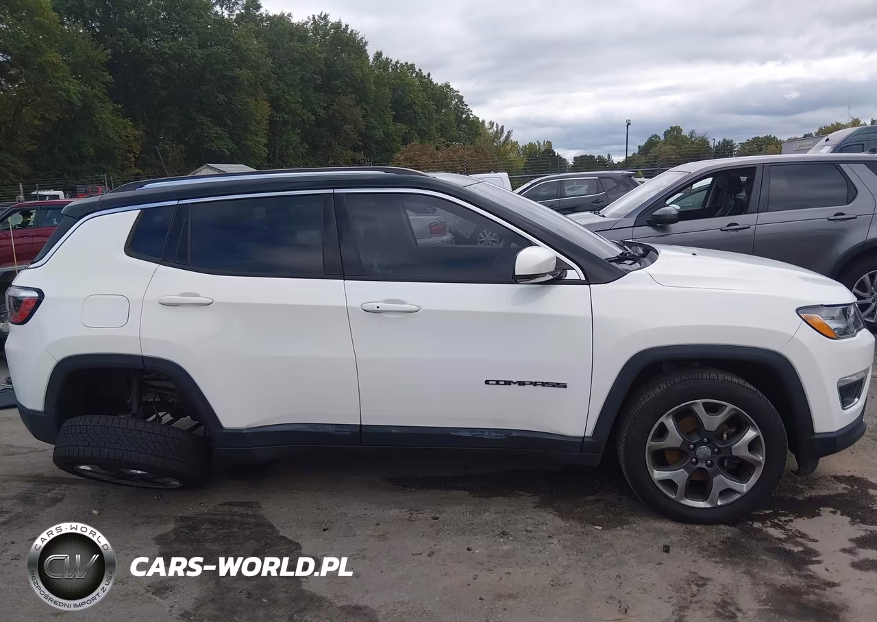 2017 Jeep New Compass Limited 4X4 VIN:3C4NJDCBXHT665736 - 13