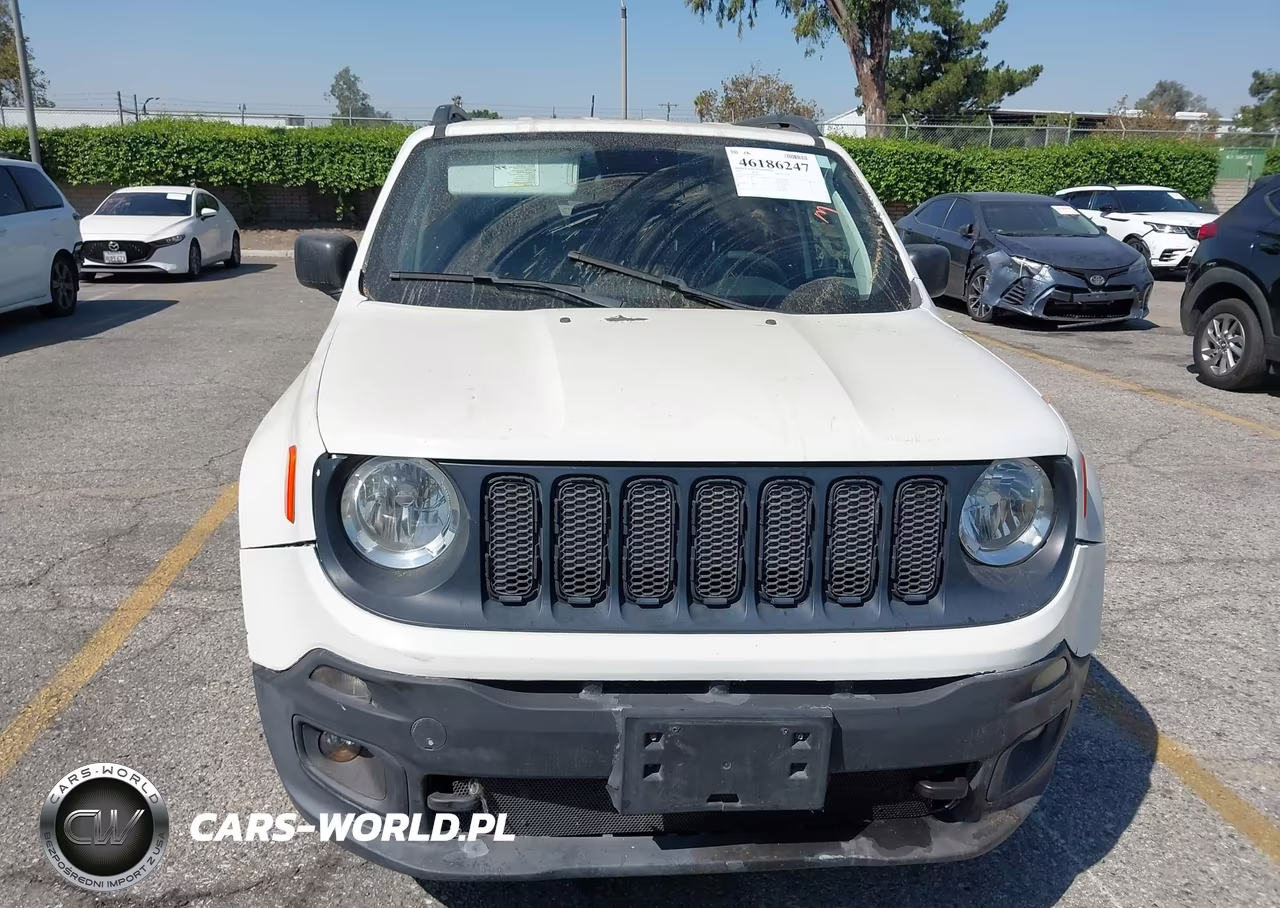 2018 Jeep Renegade Upland Edition 4X4 VIN:ZACCJBAB7JPH89877 - 12