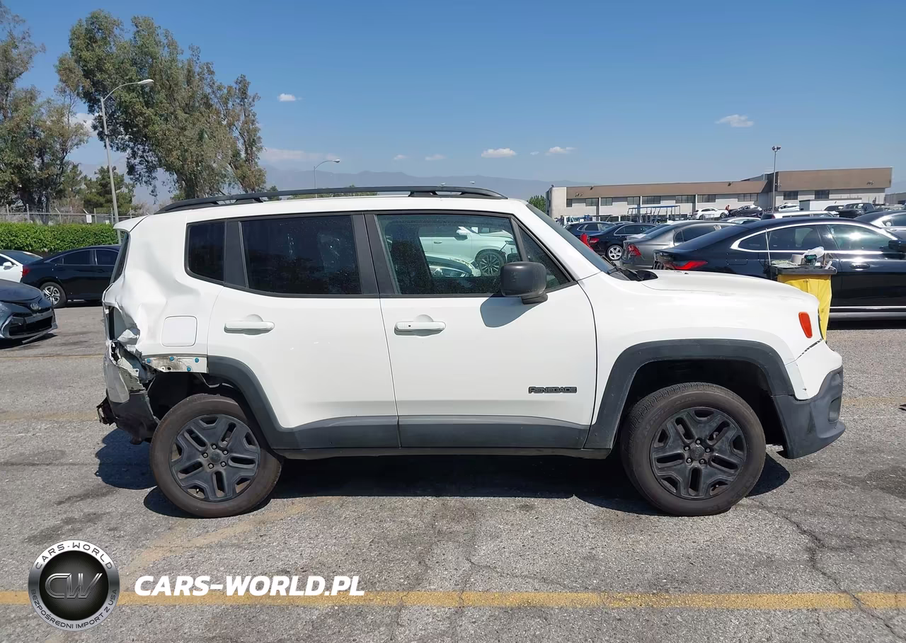 2018 Jeep Renegade Upland Edition 4X4 VIN:ZACCJBAB7JPH89877 - 13