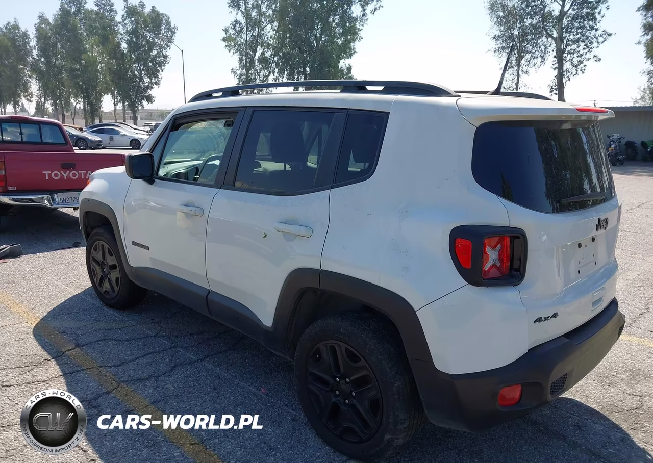 2018 Jeep Renegade Upland Edition 4X4 VIN:ZACCJBAB7JPH89877 - 3