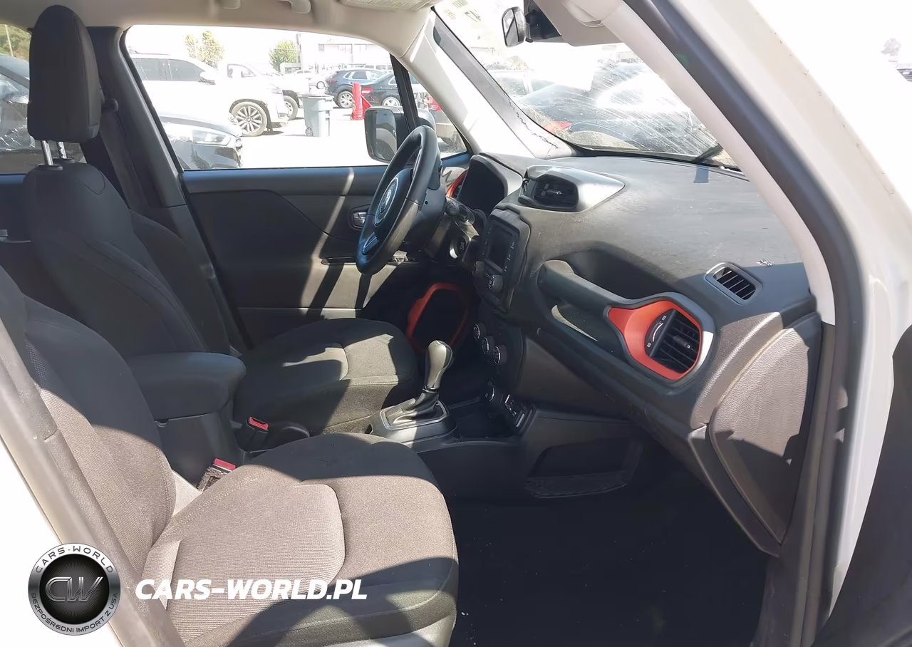 2018 Jeep Renegade Upland Edition 4X4 VIN:ZACCJBAB7JPH89877 - 5