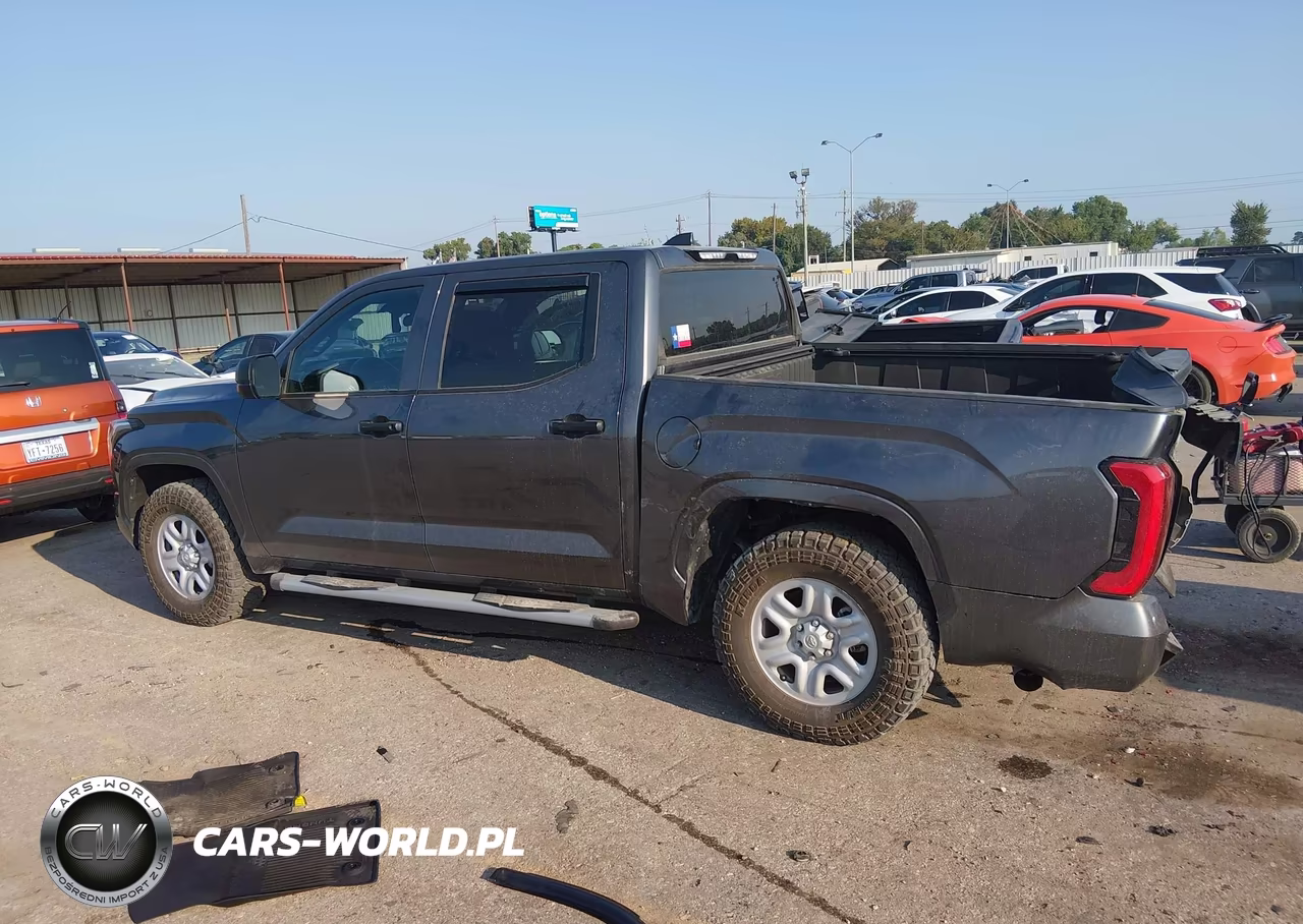 2025 Toyota Tundra Sr VIN:5TFKB5AB1SX047869 - 14