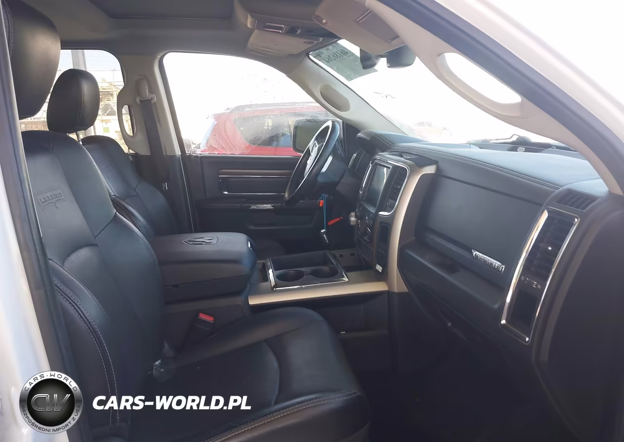 2014 Ram 1500 Laramie VIN:1C6RR7NG3ES337776 - 5