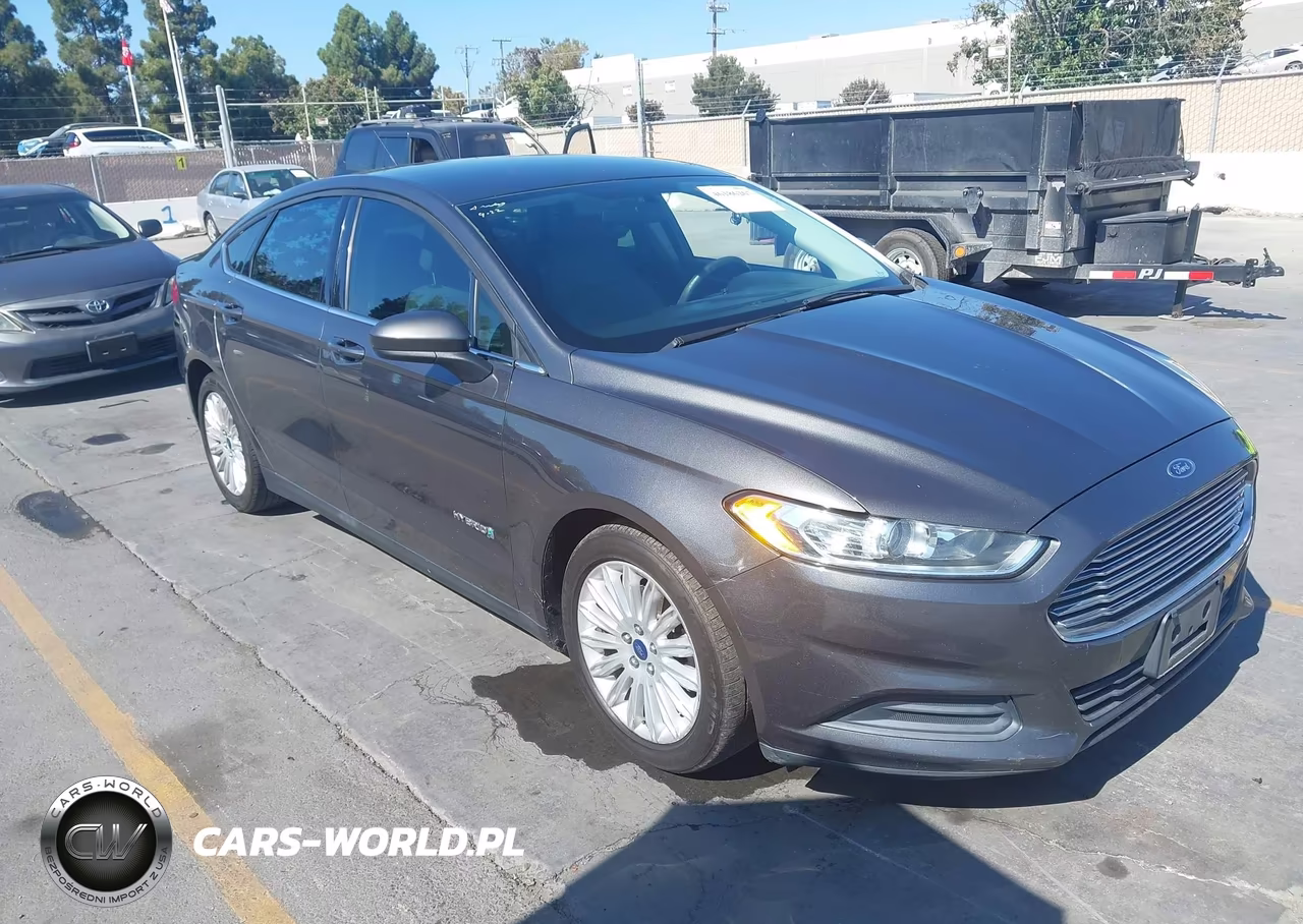 2016 Ford Fusion Hybrid S VIN:3FA6P0UU5GR234637 - 1