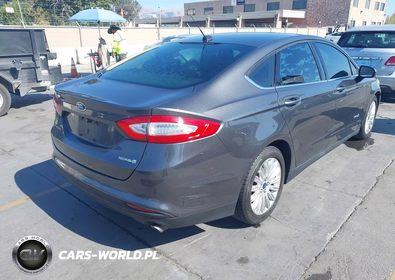 2016 Ford Fusion Hybrid S VIN:3FA6P0UU5GR234637 - 12