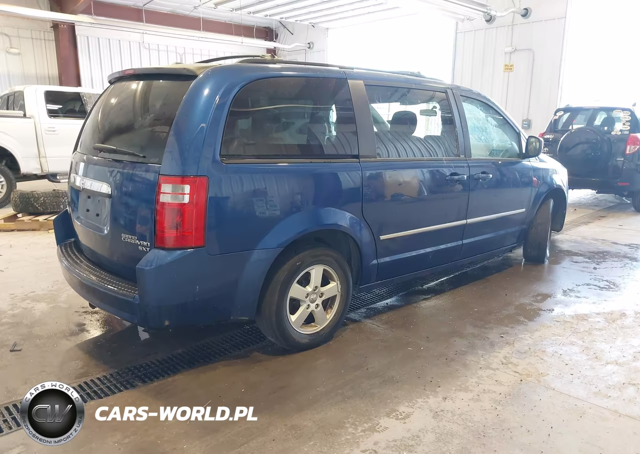 2010 Dodge Grand Caravan Sxt VIN:2D4RN5D17AR146947 - 4