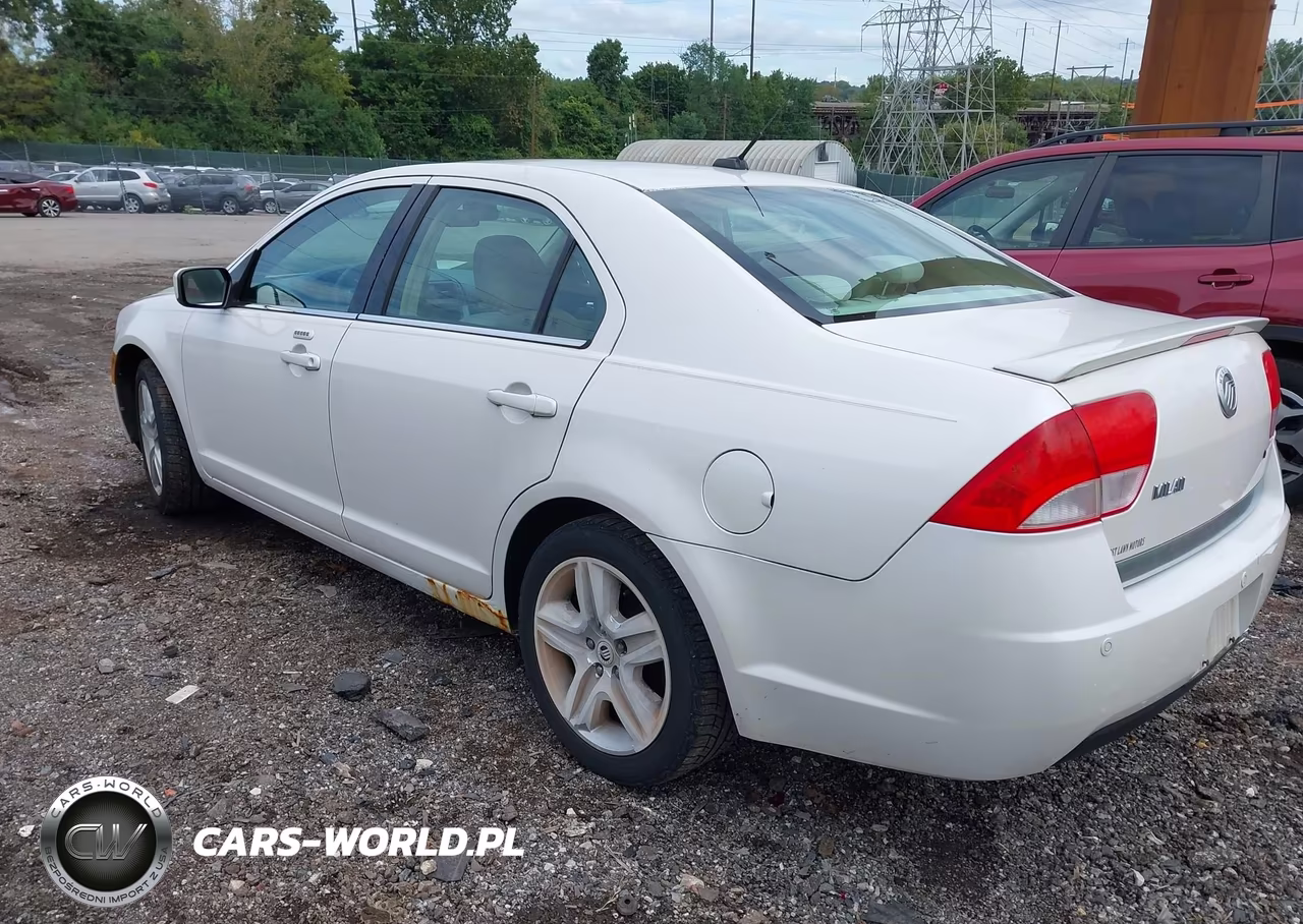 2010 Mercury Milan VIN:3MEHM0HA0AR663461 - 3