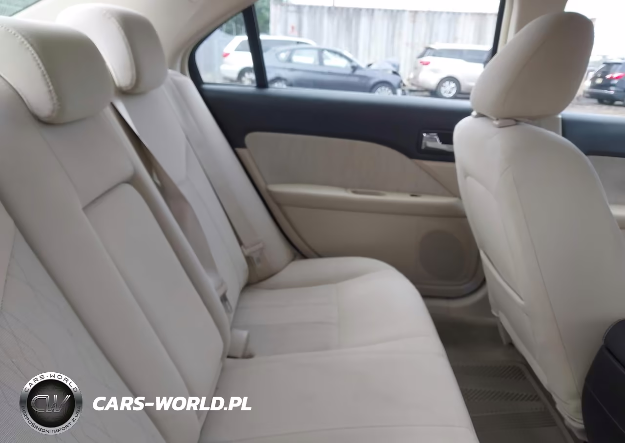 2010 Mercury Milan VIN:3MEHM0HA0AR663461 - 8