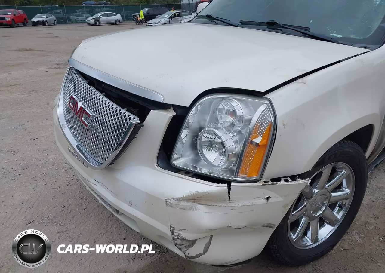 2014 GMC Yukon Denali VIN:1GKS2EEF3ER137583 - 19