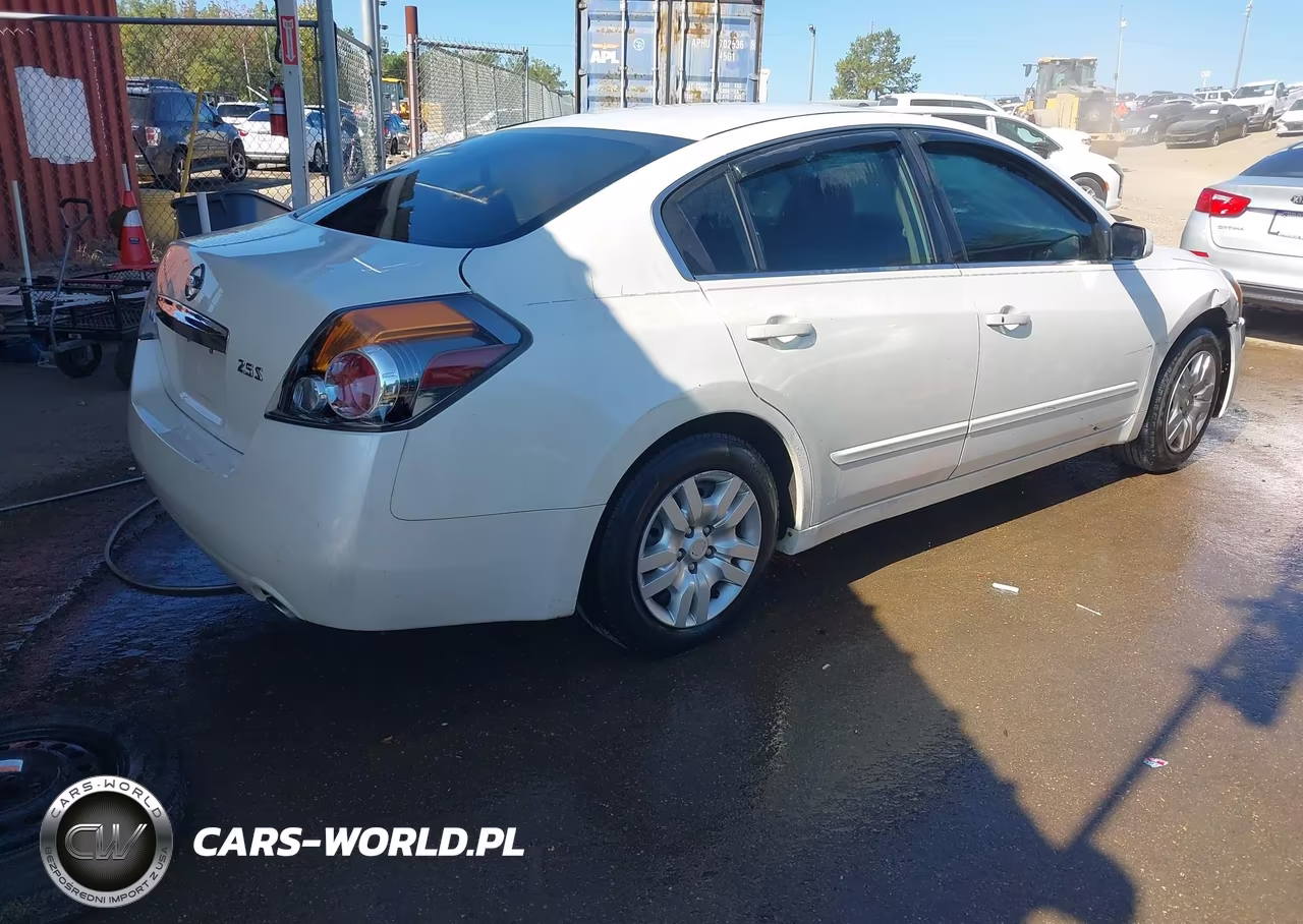 2012 Nissan Altima 2.5 S VIN:1N4AL2AP1CN467881 - 4