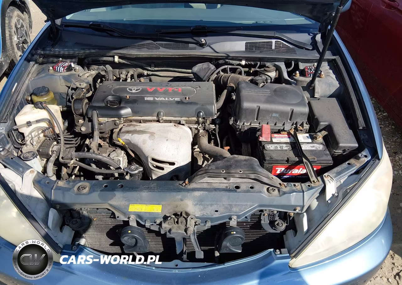 2002 Toyota Camry Le VIN:4T1BE32K72U618885 - 10