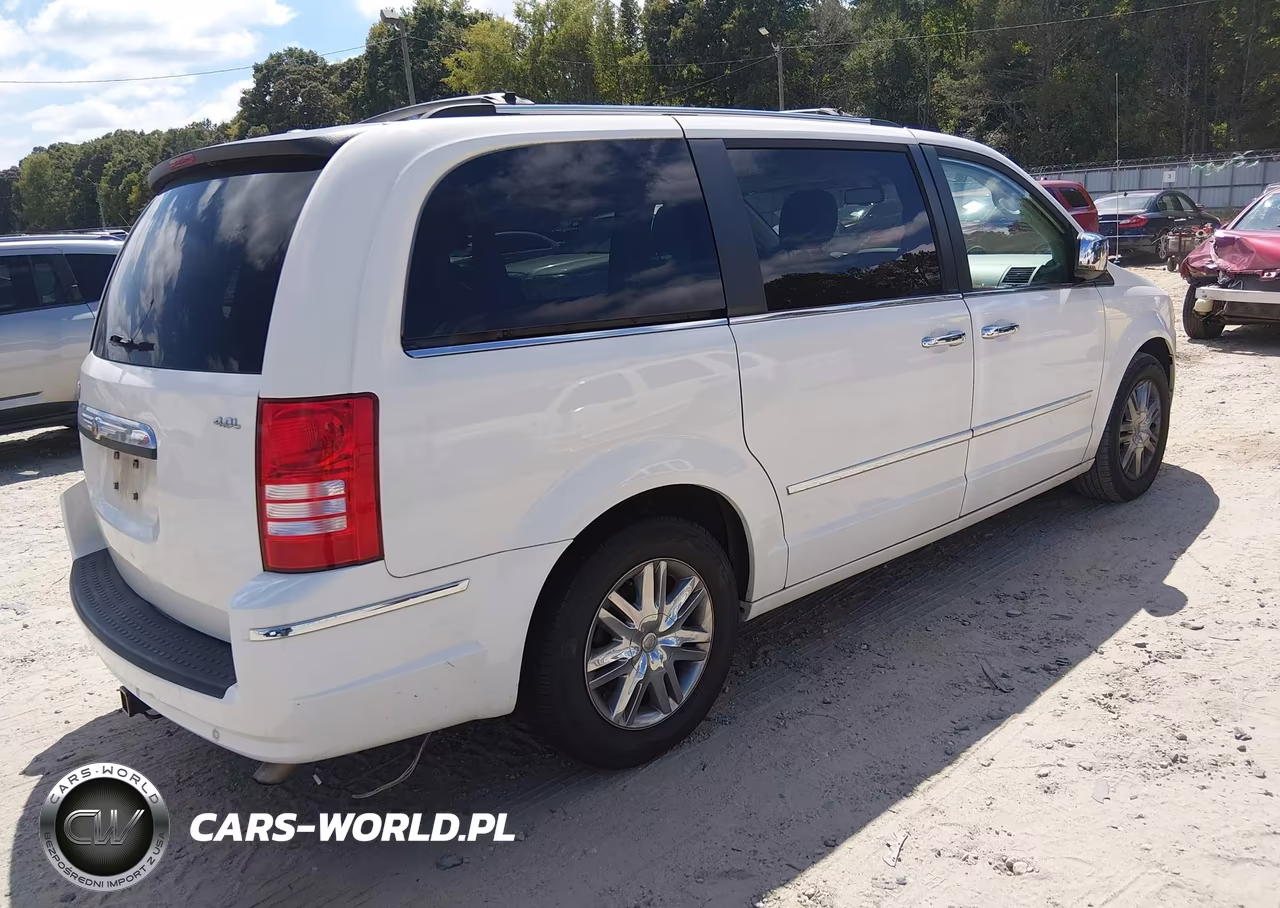 2008 Chrysler Town & Country Limited VIN:2A8HR64X18R723370 - 4