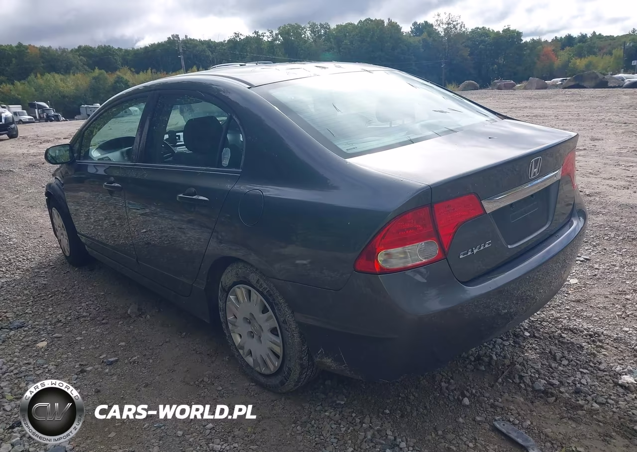 2010 Honda Civic Vp VIN:2HGFA1F3XAH579950 - 3