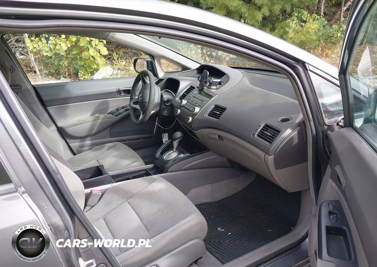 2010 Honda Civic Vp VIN:2HGFA1F3XAH579950 - 5