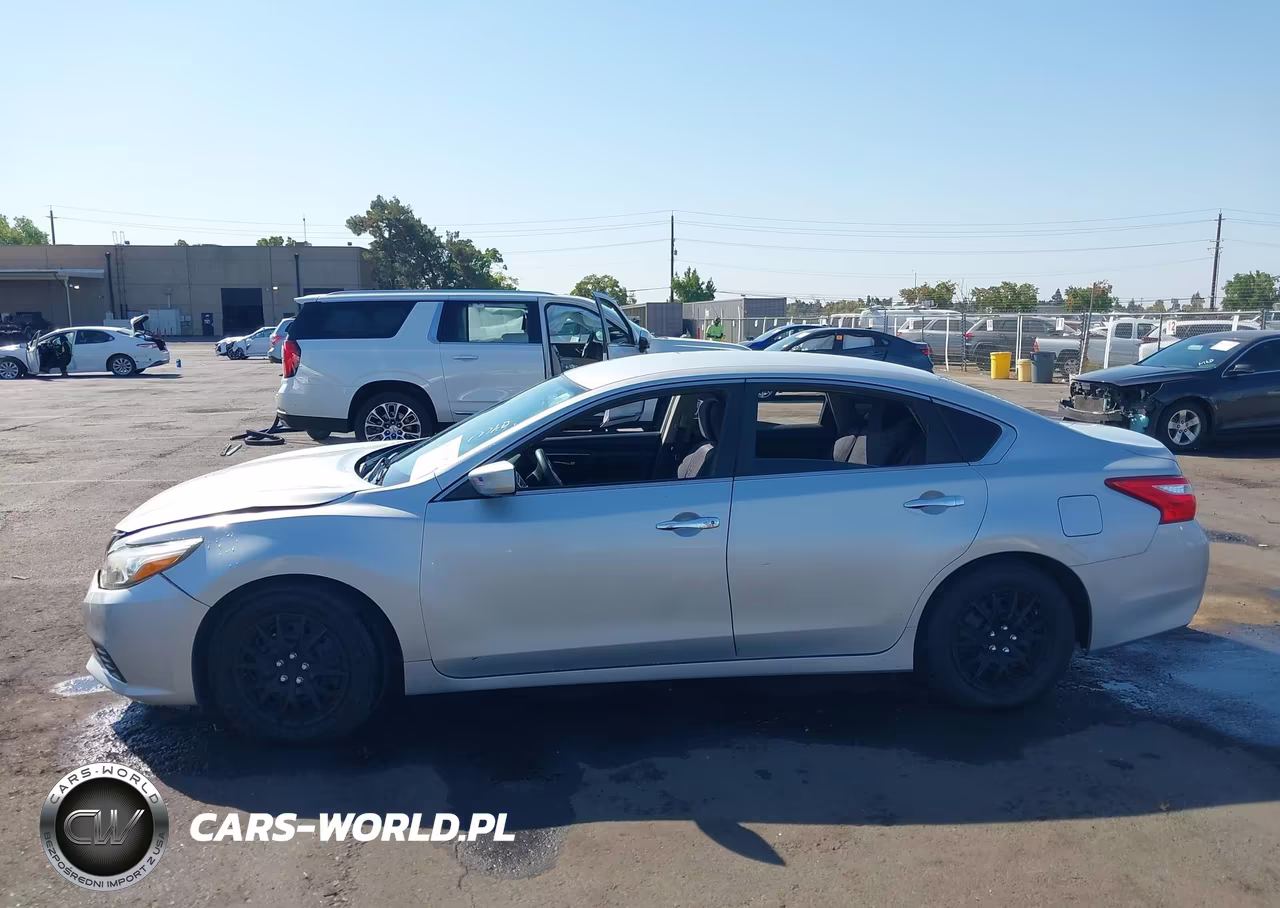 2016 Nissan Altima 2.5 S VIN:1N4AL3AP9GN376790 - 14