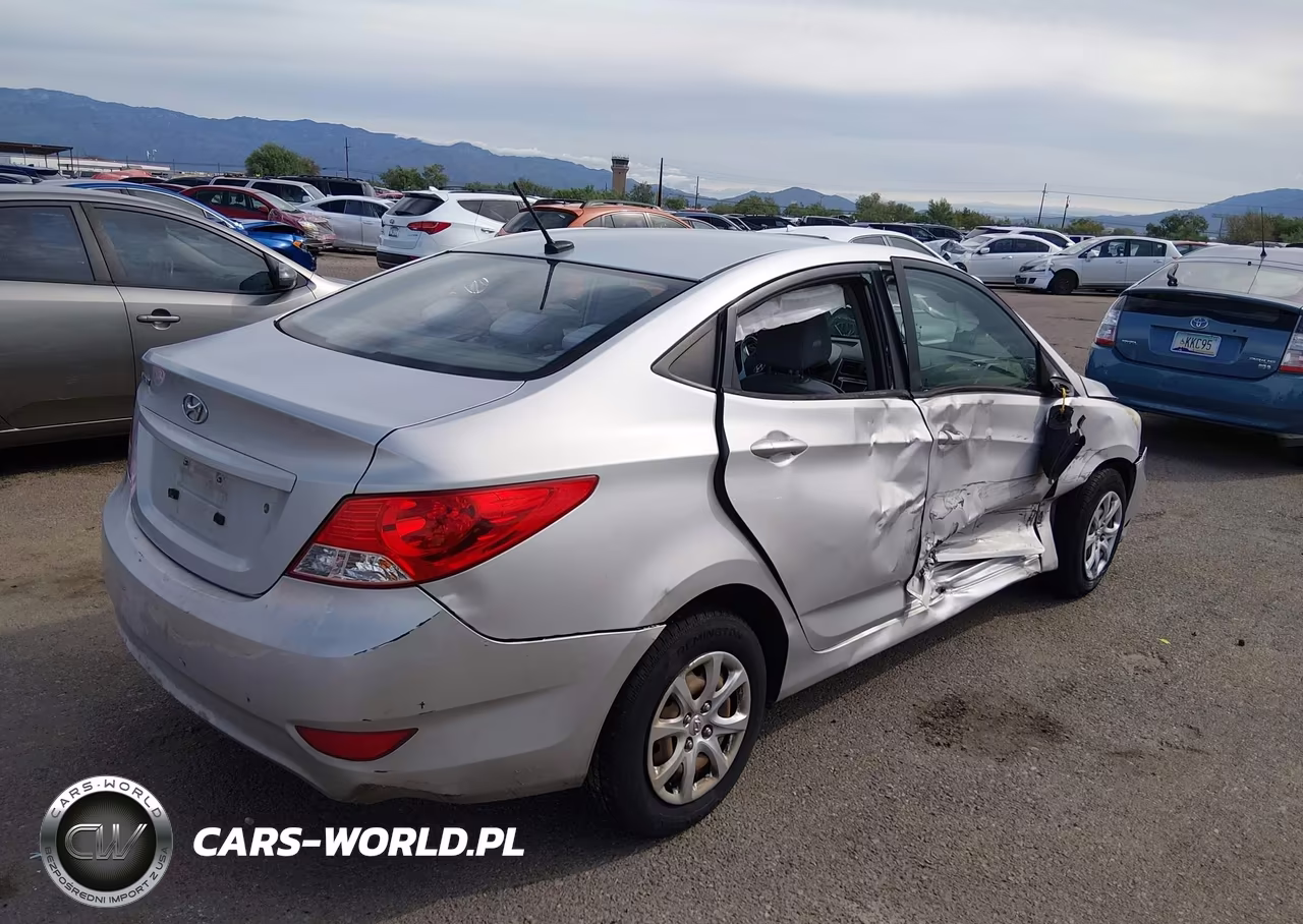 2012 Hyundai Accent VIN:KMHCT4AEXCU197676 - 4