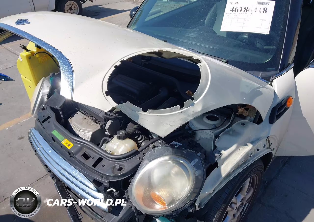 2011 Mini Cooper VIN:WMWSU3C52BT093429 - 6