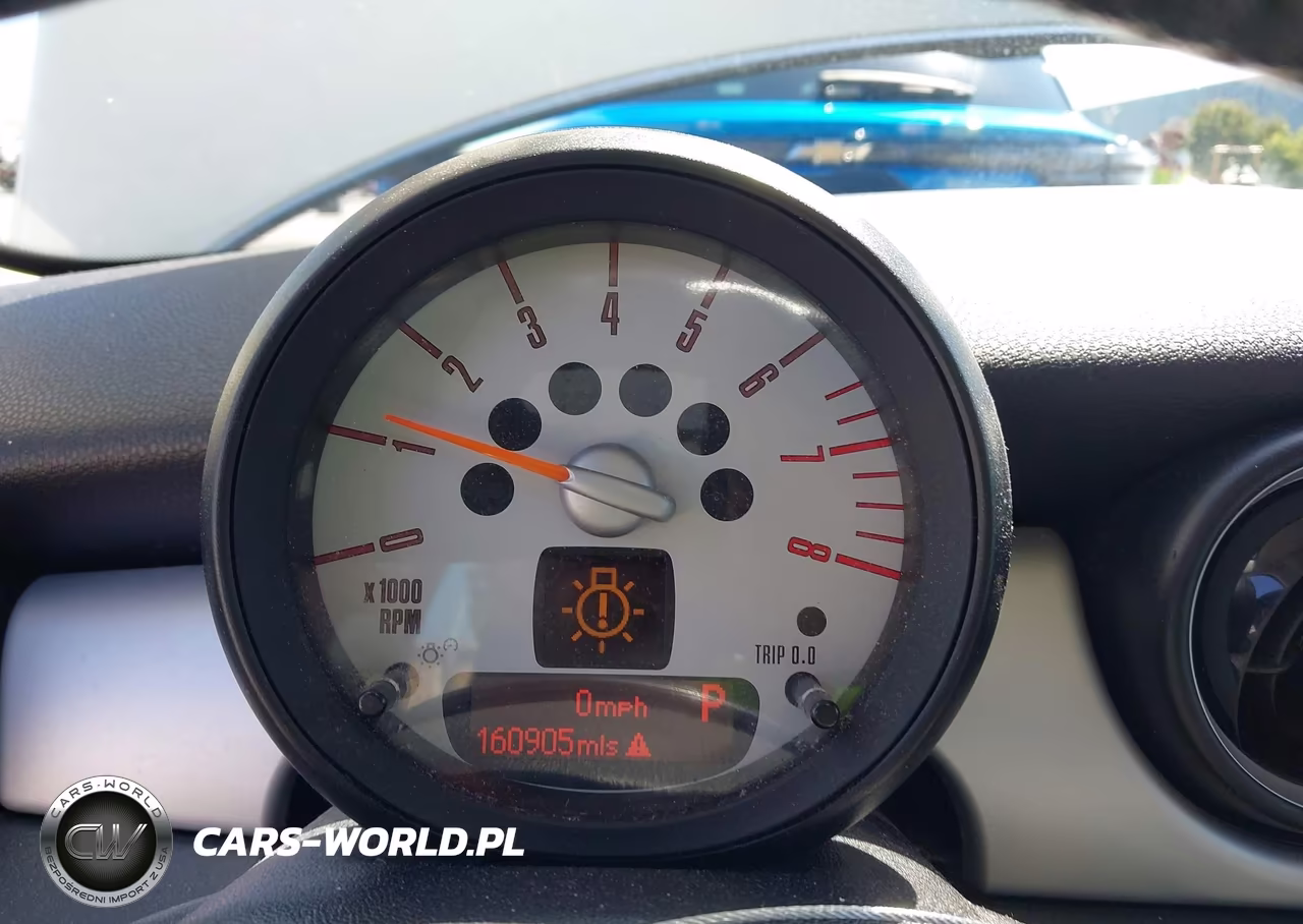 2011 Mini Cooper VIN:WMWSU3C52BT093429 - 7