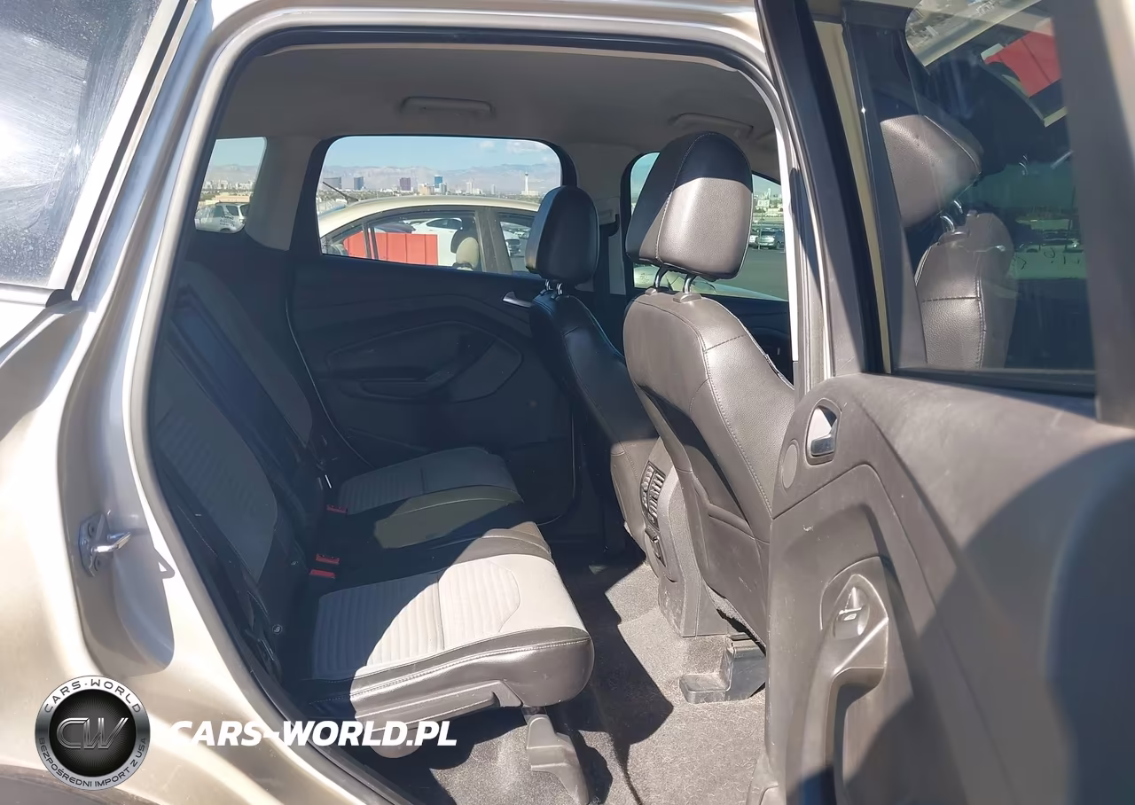 2017 Ford Escape Se VIN:1FMCU0GD3HUB44670 - 8