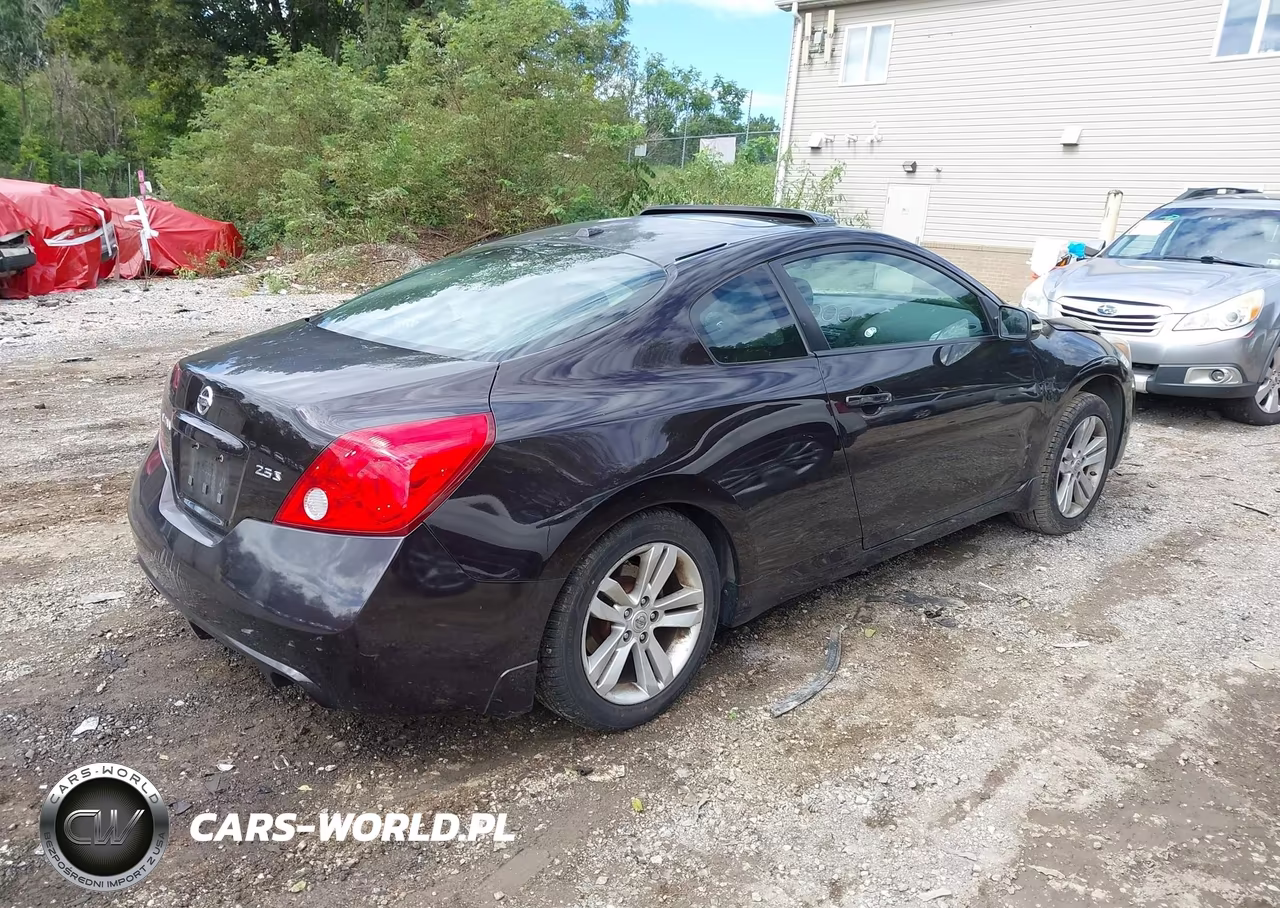 2010 Nissan Altima 2.5 S VIN:1N4AL2EP4AC146582 - 4