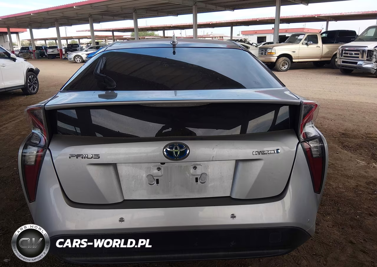 2018 Toyota Prius Two VIN:JTDKBRFU9J3068508 - 15