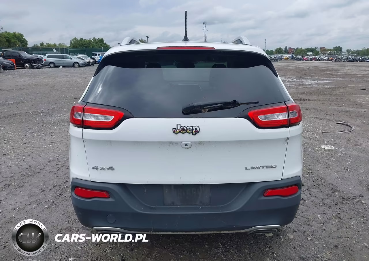 2015 Jeep Cherokee Limited VIN:1C4PJMDS2FW576418 - 16