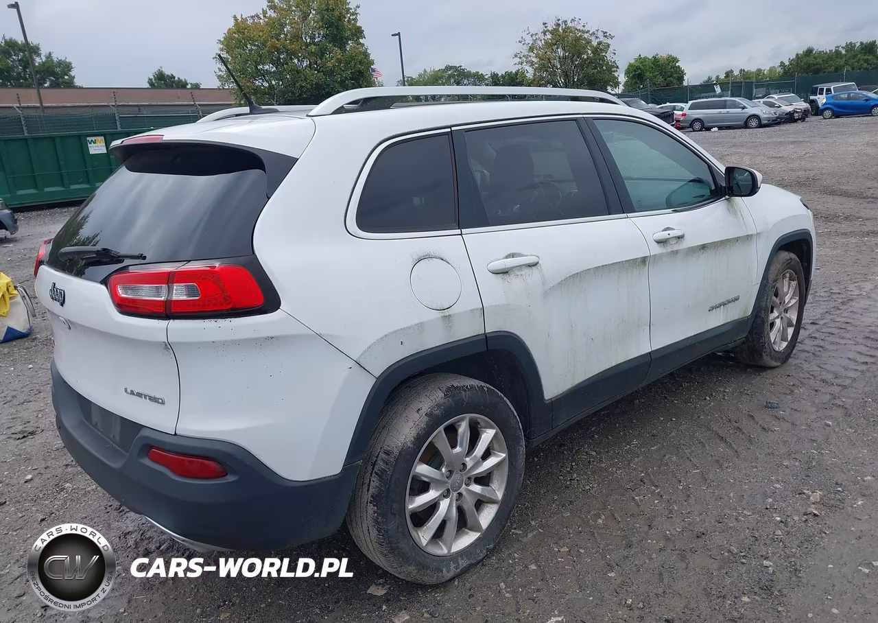 2015 Jeep Cherokee Limited VIN:1C4PJMDS2FW576418 - 4