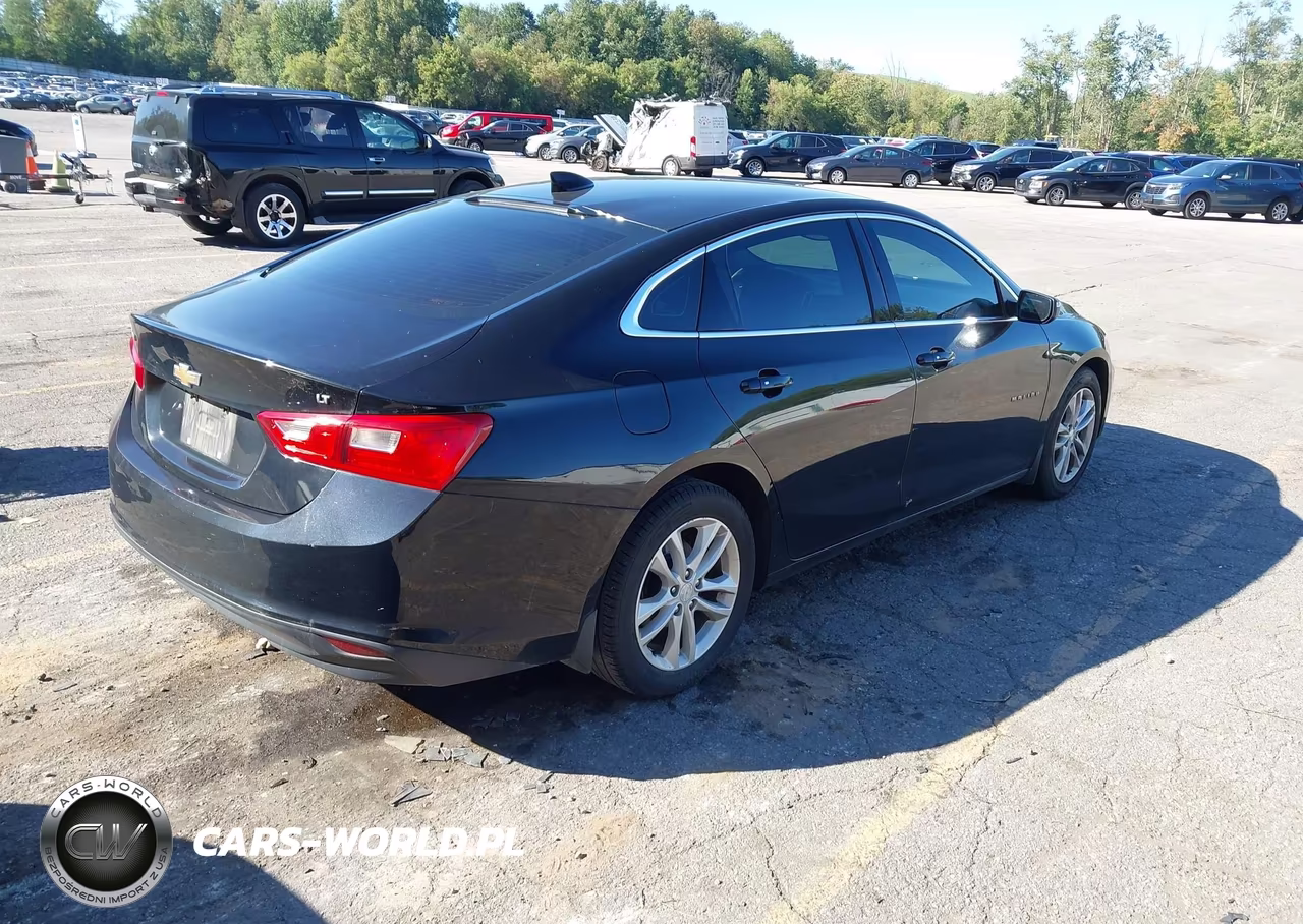 2016 Chevrolet Malibu Lt VIN:1G1ZE5ST7GF317576 - 4