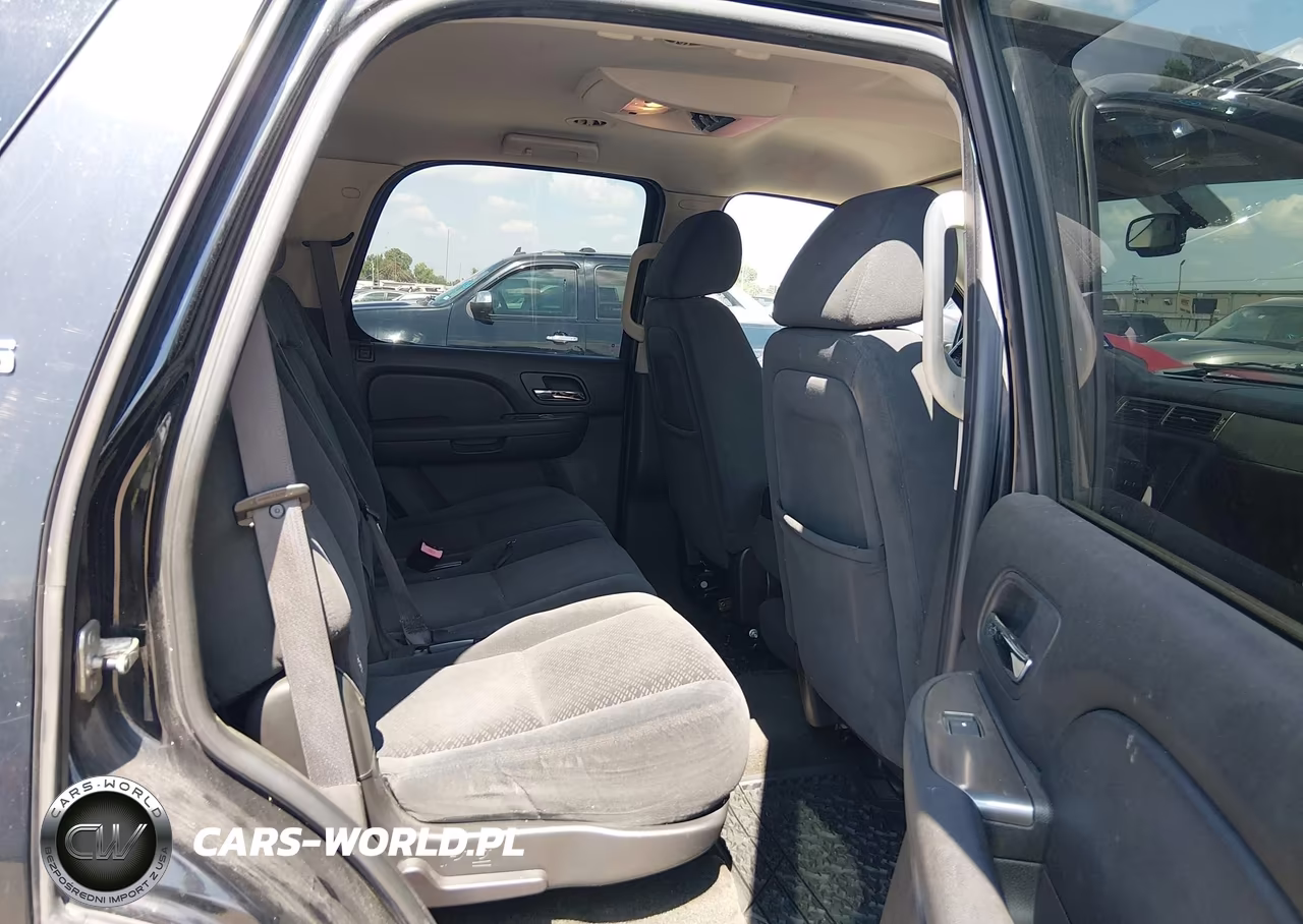 2007 Chevrolet Tahoe Ls VIN:1GNFC13C77R266559 - 8