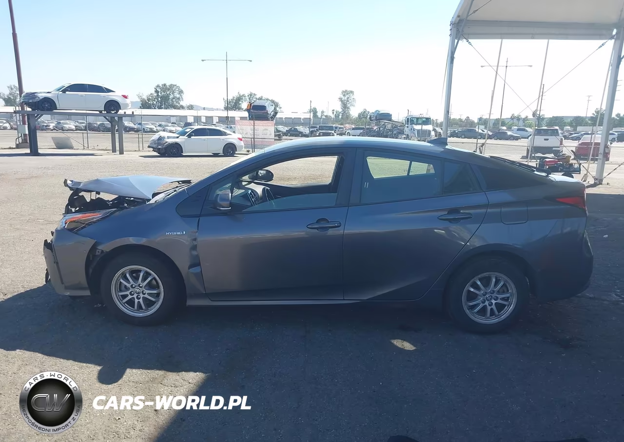 2019 Toyota Prius Le VIN:JTDKARFUXK3096015 - 14