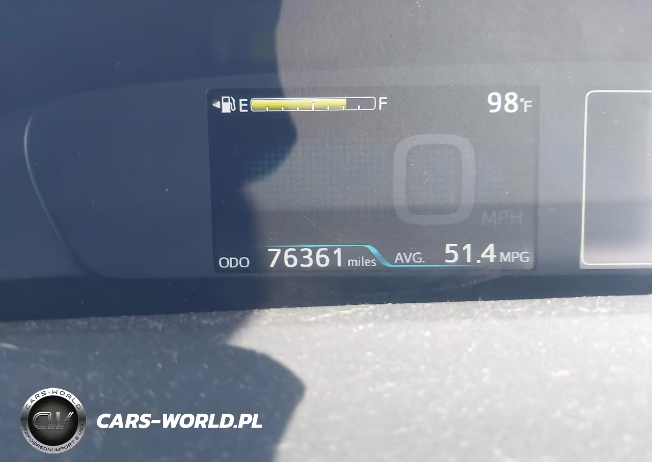 2019 Toyota Prius Le VIN:JTDKARFUXK3096015 - 15