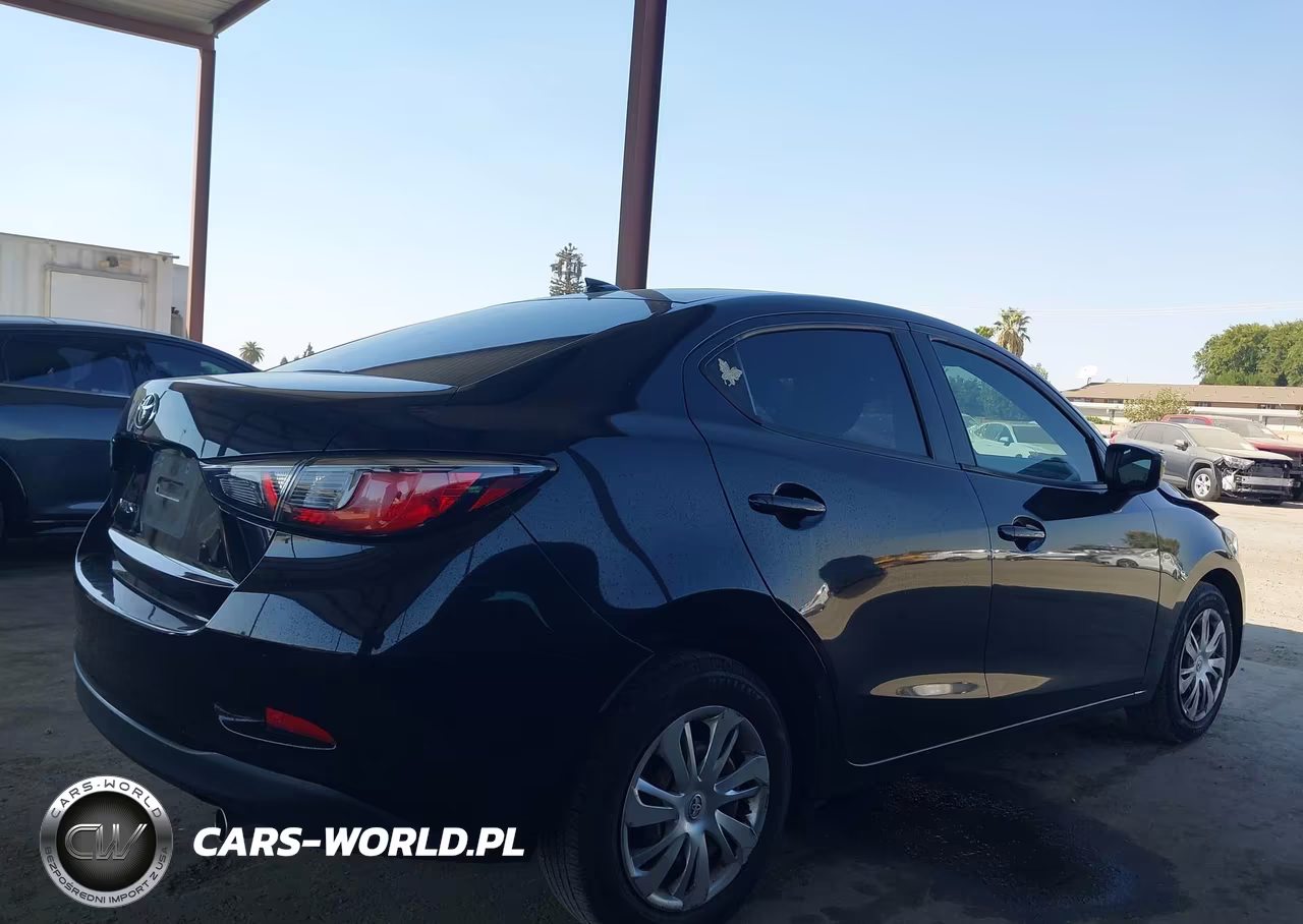 2019 Toyota Yaris L VIN:3MYDLBYVXKY521435 - 13
