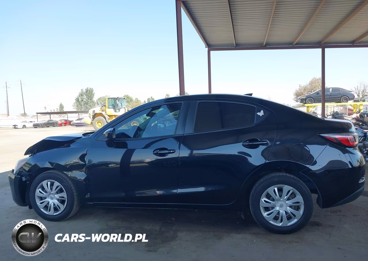 2019 Toyota Yaris L VIN:3MYDLBYVXKY521435 - 14